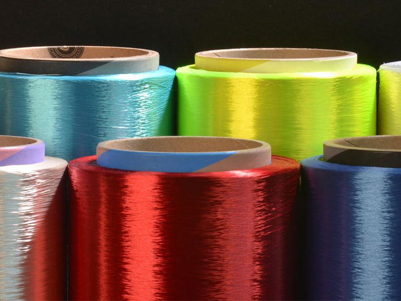 Polyester là gì? Sợi polyester là gì?